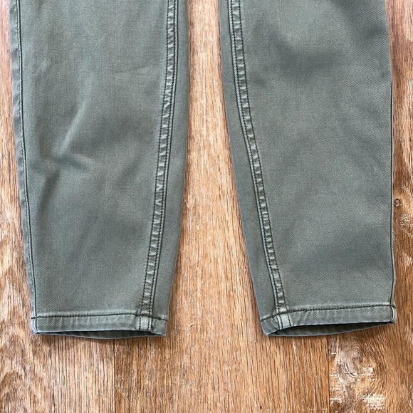 Spanx Stretch Twill Ankle Cargo Jogger Pants Soft Sage Women's Sz Medium P EUC - Picture 6 of 14